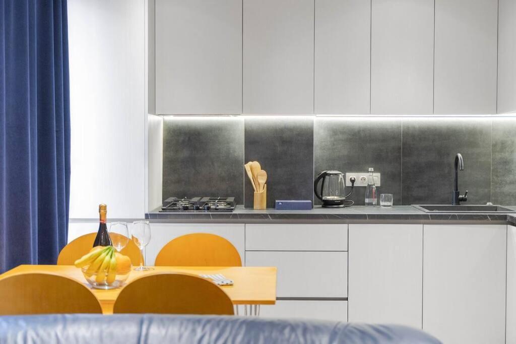 Rentwill Blue Апартаменти Кишинів